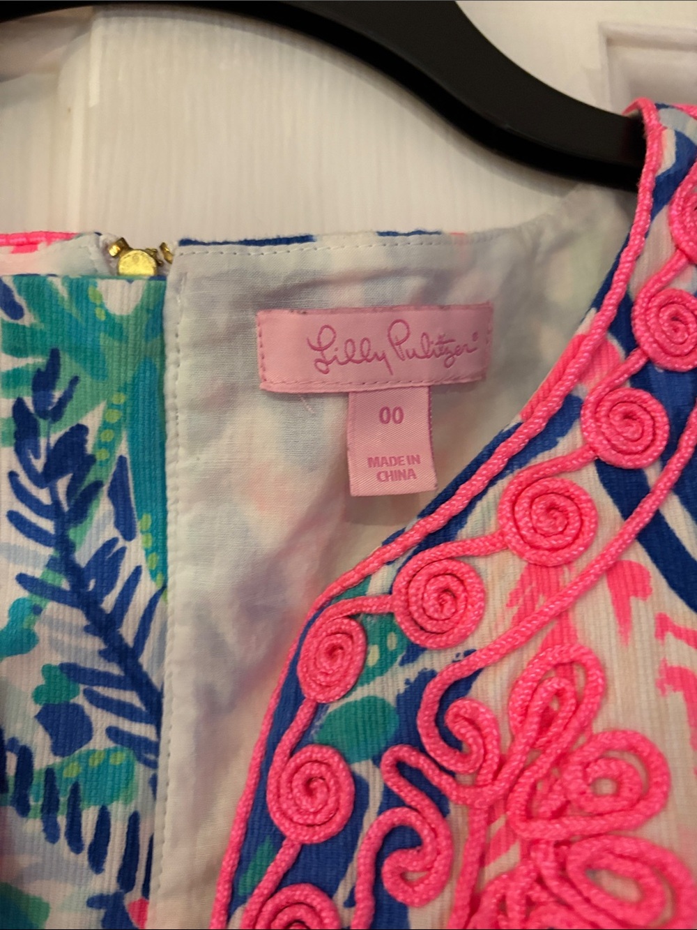 Lilly Pulitzer Blue, Pink & Green Tropical Shift Dress like new - Picture 3 of 4